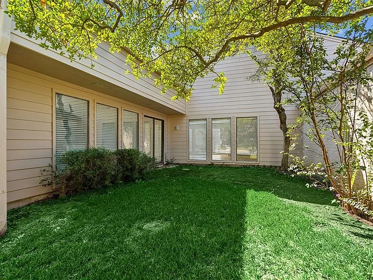 17015 Graystone Dr — Photo 19