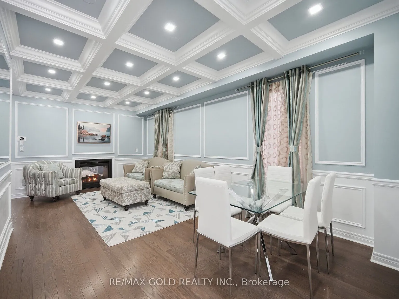 4 bed, $3,899 — Photo 4