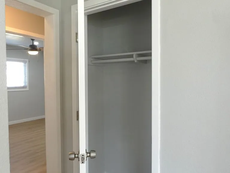 14327 Christine Dr — Photo 14