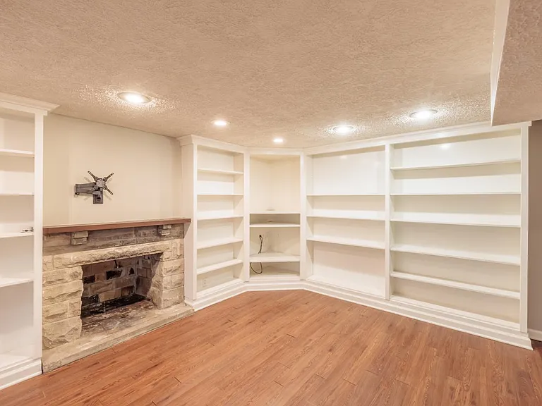 713 Cooper Dr — Photo 22