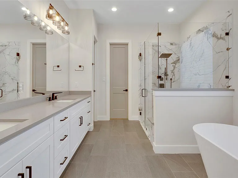 73 Wyndemere Dr — Photo 14
