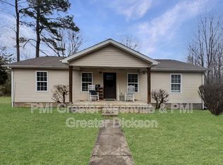 1011 E Pruett Rd, Dickson, TN 37055