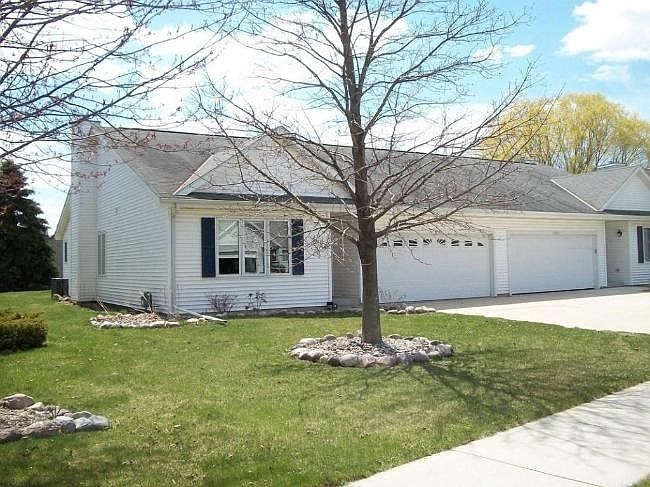 1st image of 1703 Eden Dr