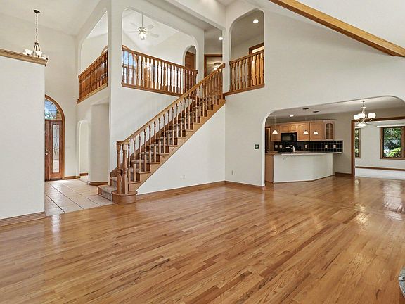 4th image of 12273 Laginess Rd