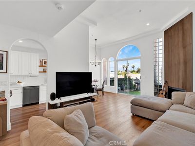4830 Elmwood Ave APT 302, Los Angeles, CA, 90004