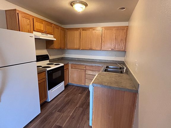 4th image of 2571 Mill Creek Ln Unit 201