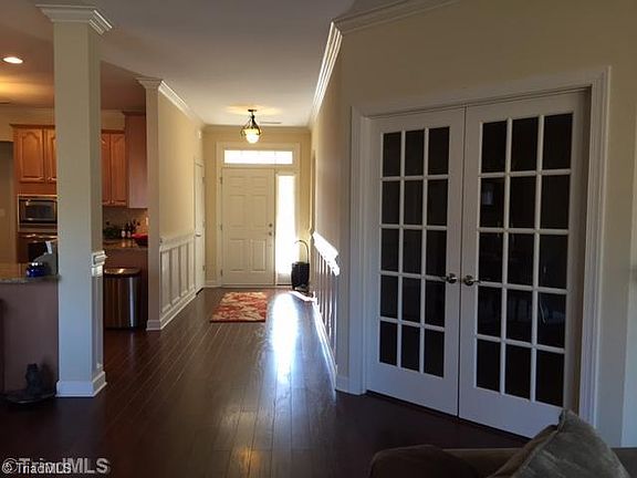 2nd image of 213 Heritage Hill Dr