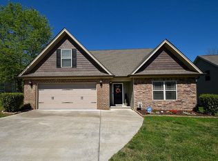 3136 Pin Oaks Cir NE, Cleveland, TN 37323