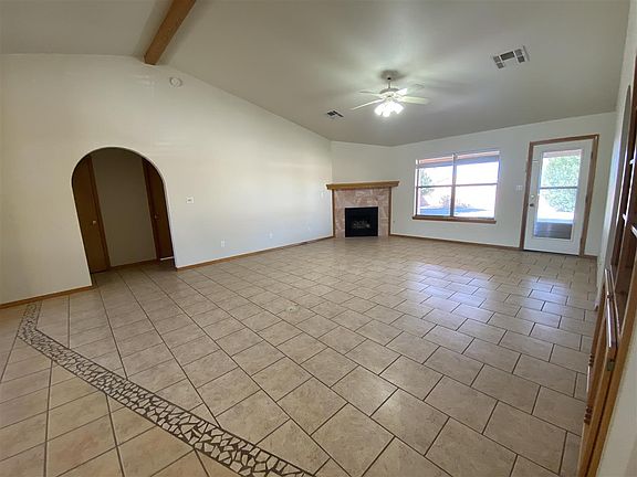 5th image of 3637 Driftwood Ave
