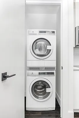 Rented by Compass | media 26