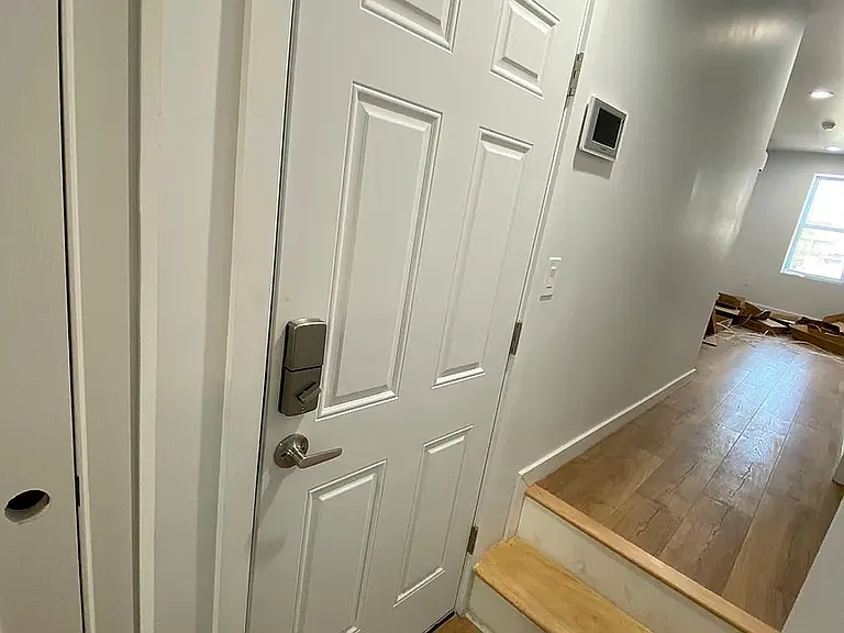2904 Poplar St #3 — Photo 11
