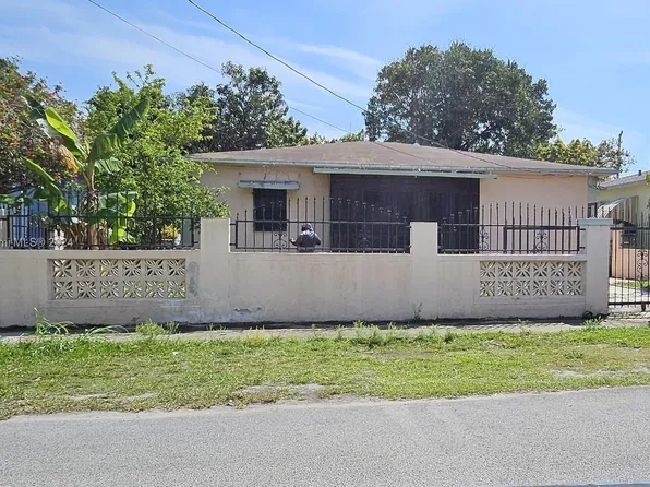 350 NW 80th St, Miami, FL 33150