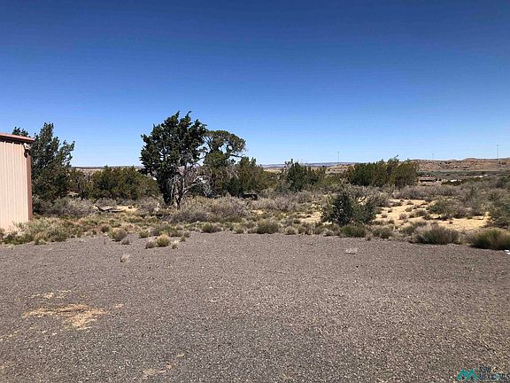 4th image of Twin Buttes Rd