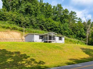 1099 Petersburg Rd, Marshall, NC 28753