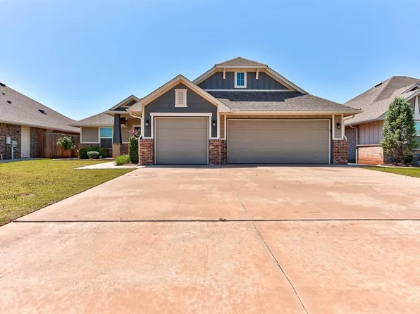2800 Pebble Creek St, Moore, OK 73160