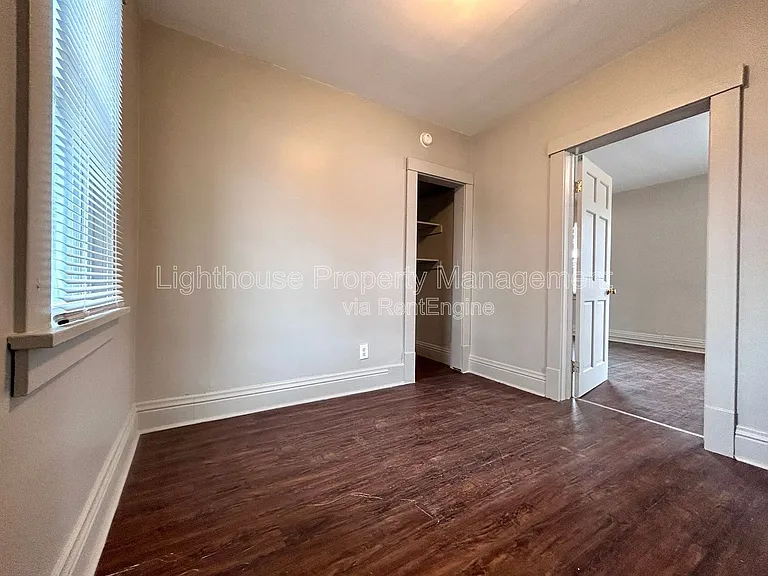 1126 Holt St — Photo 18