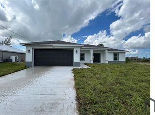 220 NE 31st Ter, Cape Coral, FL 33909