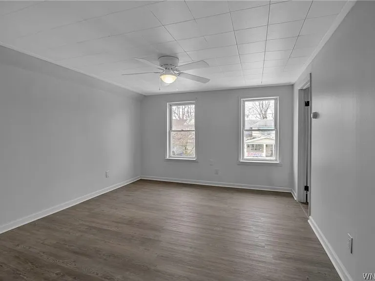 28 Burch Ave — Photo 4