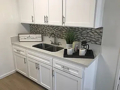 1 bed, 648 sqft, $2,200 — Photo 2