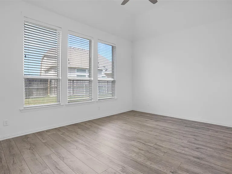 2718 Ripe Amber Cup Ct — Photo 11