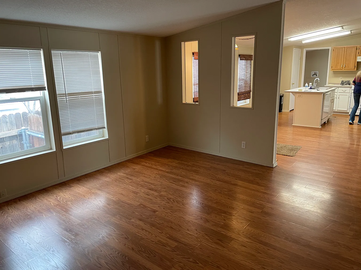 4 bed, 1728 sqft, $2,500 — Photo 3