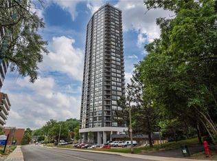 150 Charlton Ave E #1208, Hamilton, ON L8N 3X3