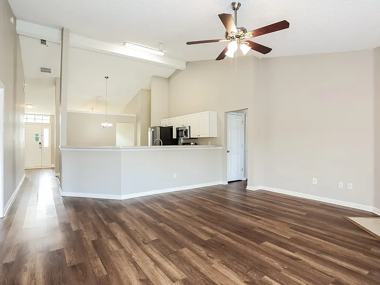 2479 Coachman Lakes Dr — Photo 5