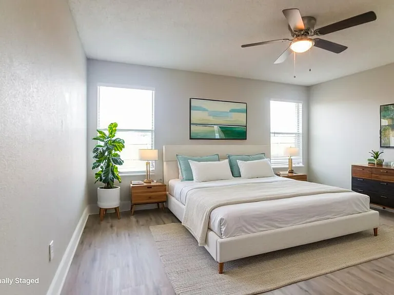 10769 Braemoor Dr — Photo 10
