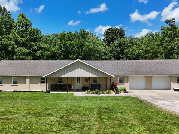 9203 N Hickory Grove Rd, Dubois, IN 47527