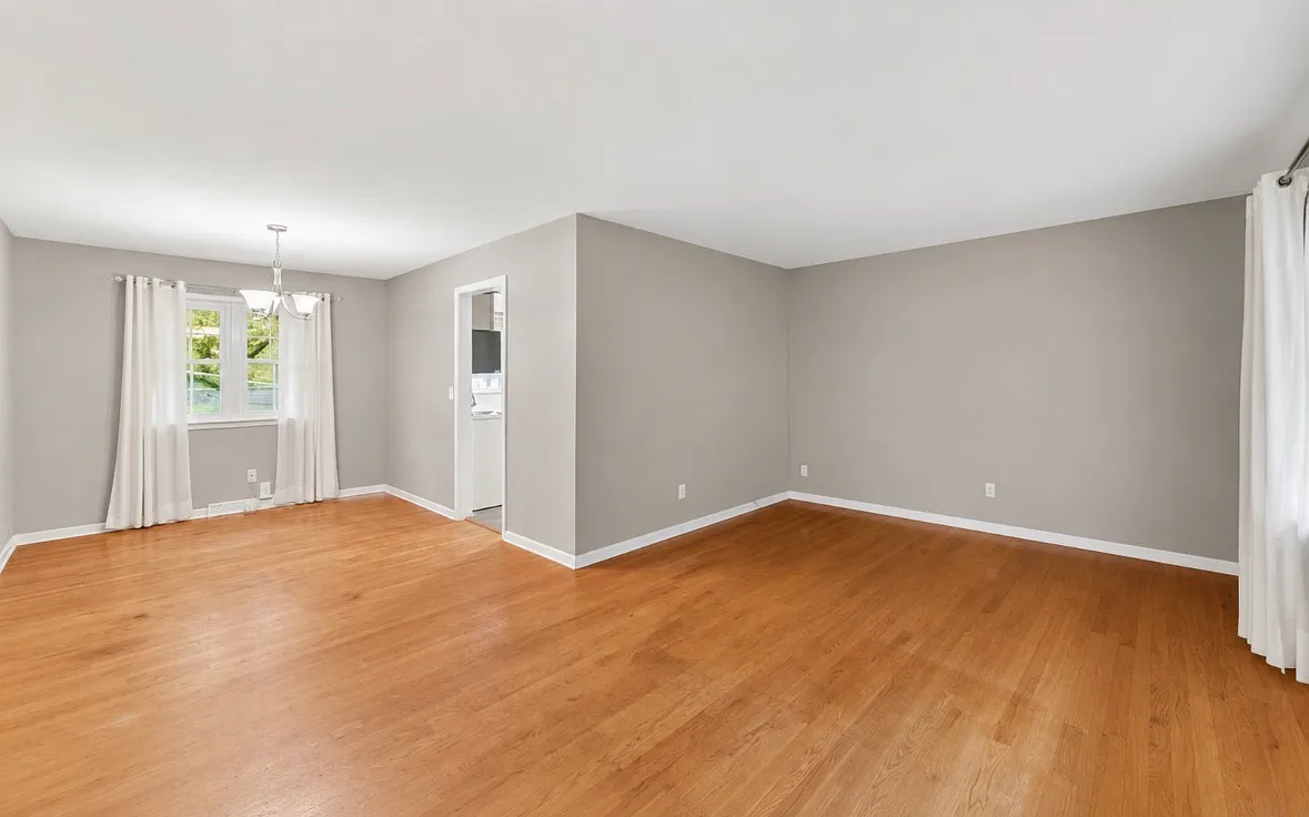 3 bed, 1476 sqft, $2,350 — Photo 4