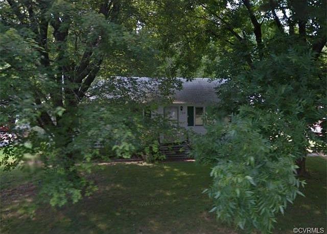 1st image of 104 S Lake Ave
