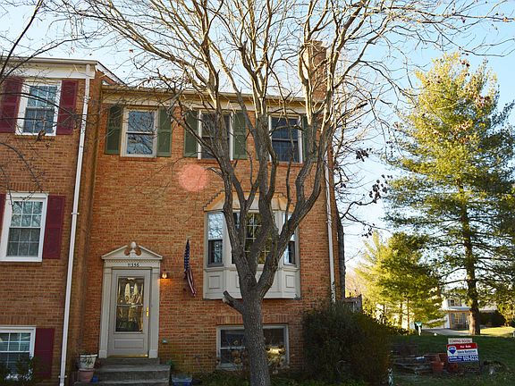 2nd image of 11356 Cromwell Ct