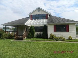 1223 Winifred St, Greenup, KY 41144