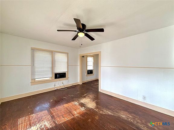 3rd image of 1006 N Goldman St
