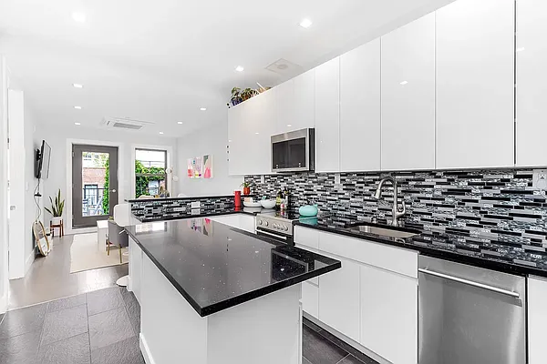 Rented by Loftey Group LLC | media 3