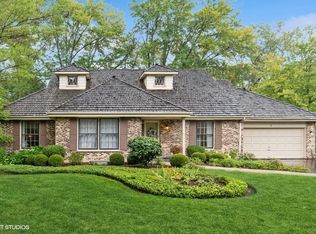 30 Kent Ct, Lincolnshire, IL