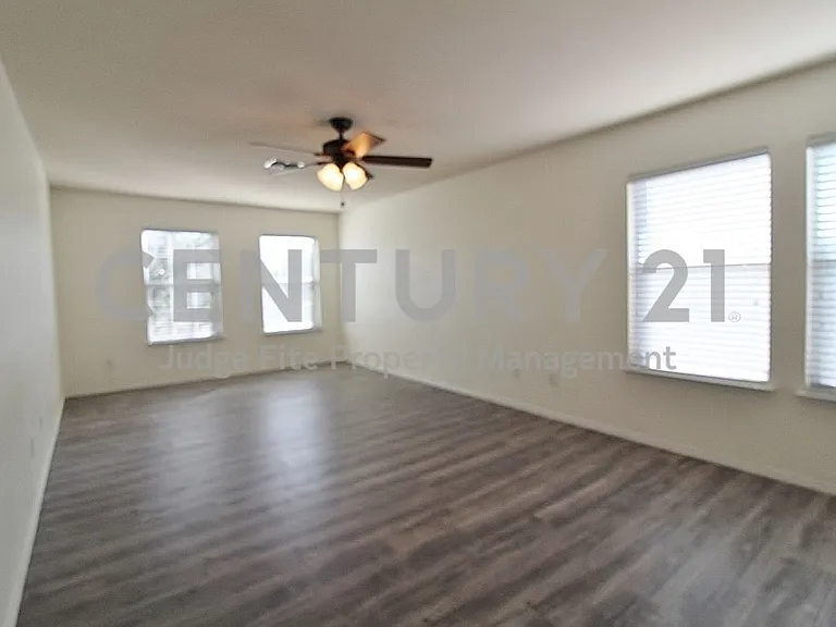 10125 Sourwood Dr — Photo 14