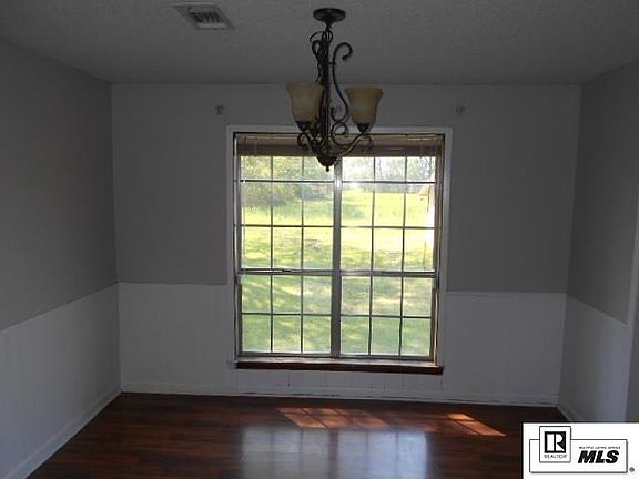 5th image of 120 Ashley Ave
