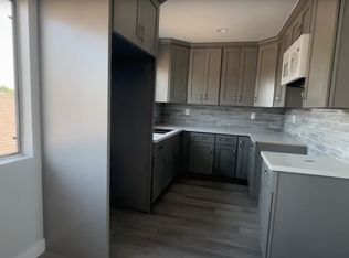 5908 Estrella Ave APT 4, Los Angeles, CA 90044