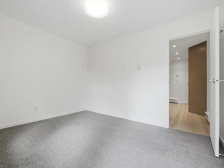 1816 Whyte Ave — Photo 18