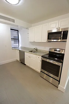 Rented by Newcastle Realty Services | media 25