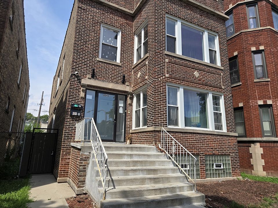 2nd image of 8046 S Laflin St