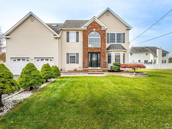 610 Delmore Ave, South Plainfield, NJ 07080