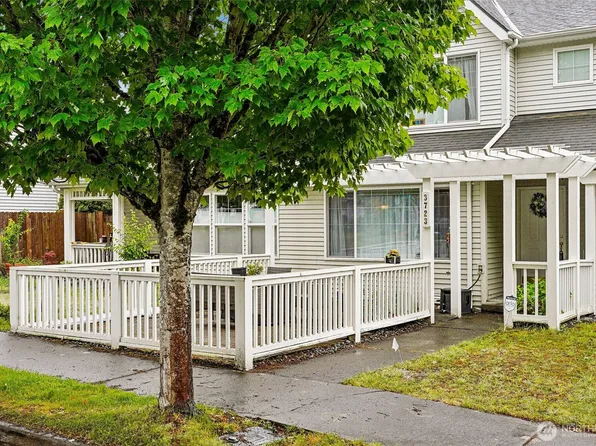 3723 NE 6th Street, Renton, WA 98056