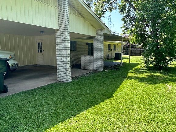 3rd image of 413 Maridale Dr