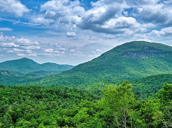 190 Logan Lane, Cashiers, NC 28717