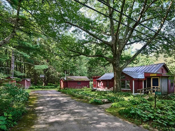 146 Baker Rd, Shutesbury, MA 01072