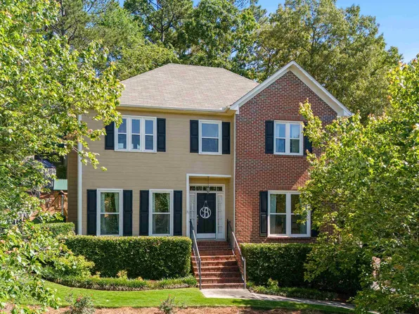 1709 Wakefield Dr, Vestavia Hills, AL 35216