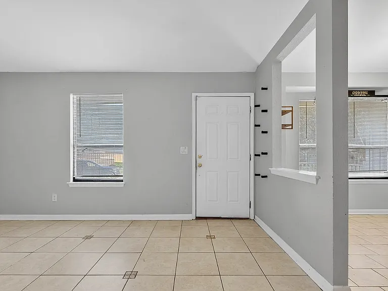 203 Tabby Creek Cir — Photo 6