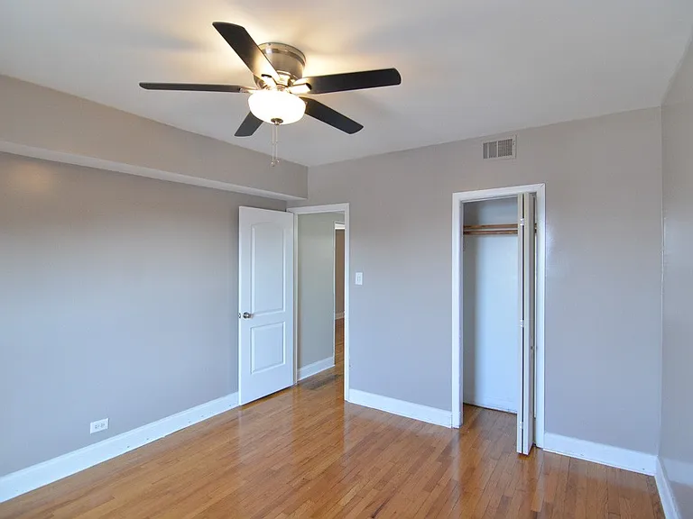 3241 N Damen Ave #4 — Photo 11